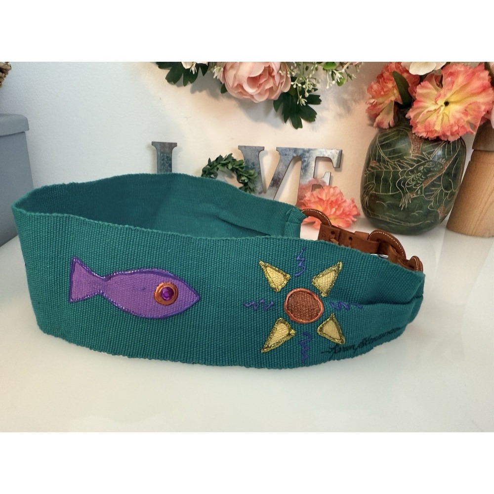 80s Hand Painted 3"‎ Waist Belt Teal Fish Multi Handmade Leather Buckle M/L 30" - Picture 9 of 16